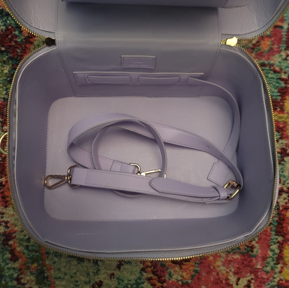 NWT Truly beauty makeup trunk with long shoulder handle - Picture 7 of 10